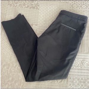 Women’s H&M Classic Black Crop Fit Slack Pants Size 8